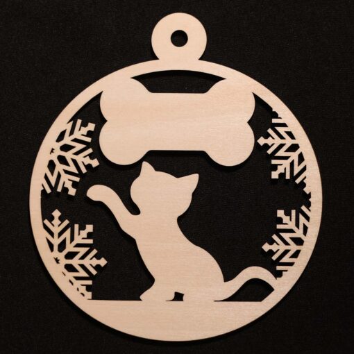 Personalized Cat Christmas Ornament – Custom Pet Name Laser Engraved on Baltic Birch with Snowflake Design 🐈